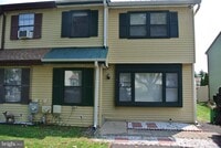 Building Photo - 6 Cobblestone Dr