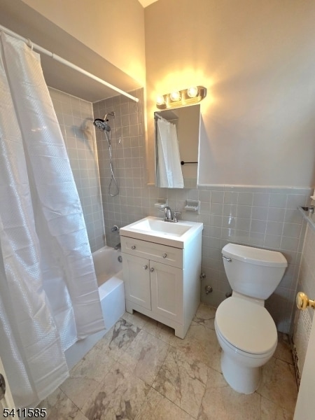 Building Photo - 579 Belleville Ave