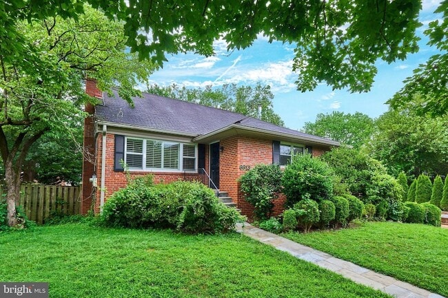 Primary Photo - 6613 Denny Pl