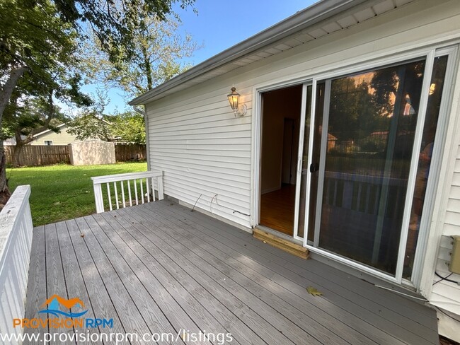 Building Photo - 7826 Bodkin View Dr