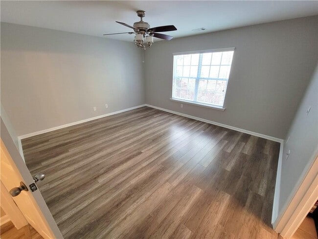 Building Photo - 501 Windstone Trail