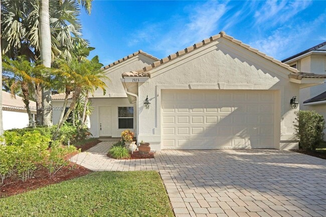 Building Photo - 1923 Harbor View Cir