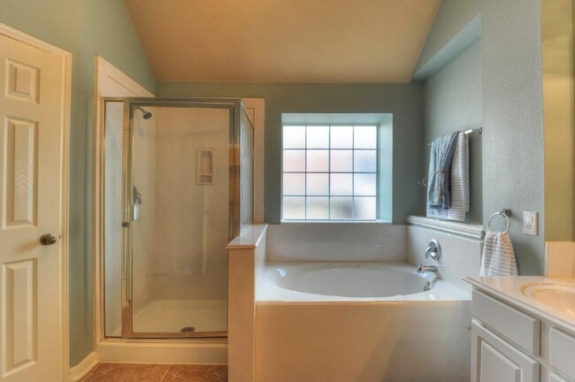 Building Photo - 19918 Hardsville Dr