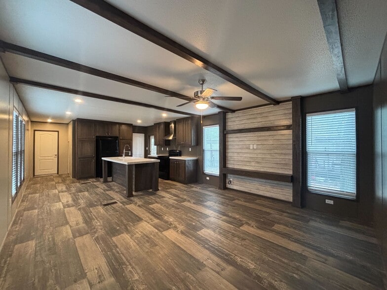 Building Photo - 1612 N 6th St