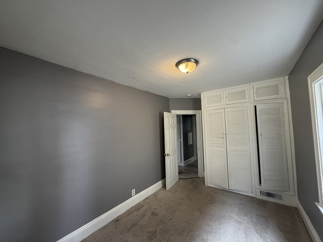 Building Photo - 3235 W 121st St