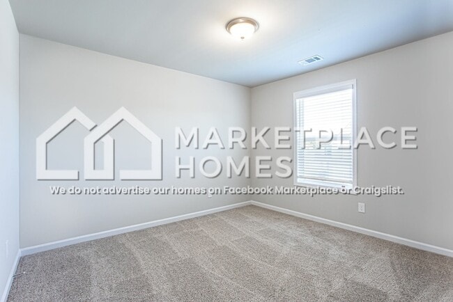 Building Photo - 236 W L Miller Dr