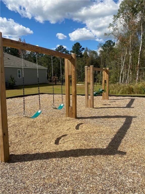 Building Photo - 118 Windcrest Dr