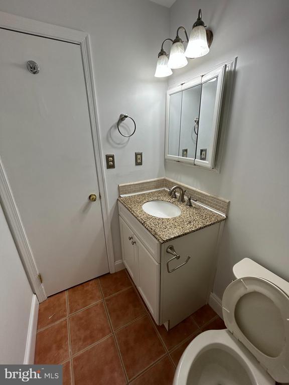 Building Photo - 25 Wyndham Pl