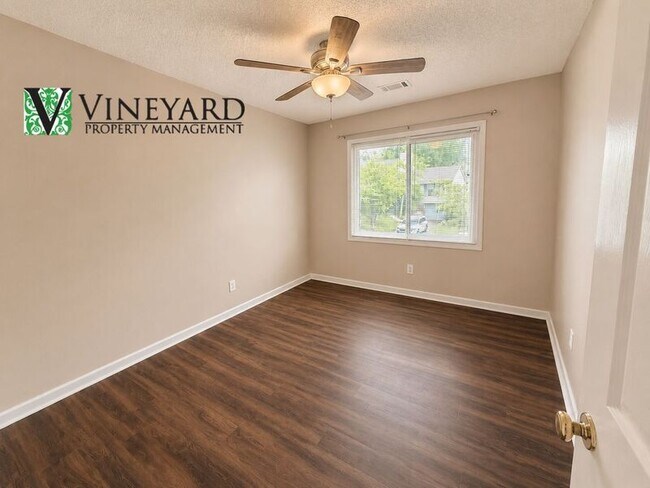 Building Photo - 5065 Sand Wedge Cir