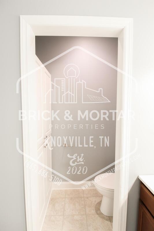Building Photo - 3305 Grassy Pointe Ln