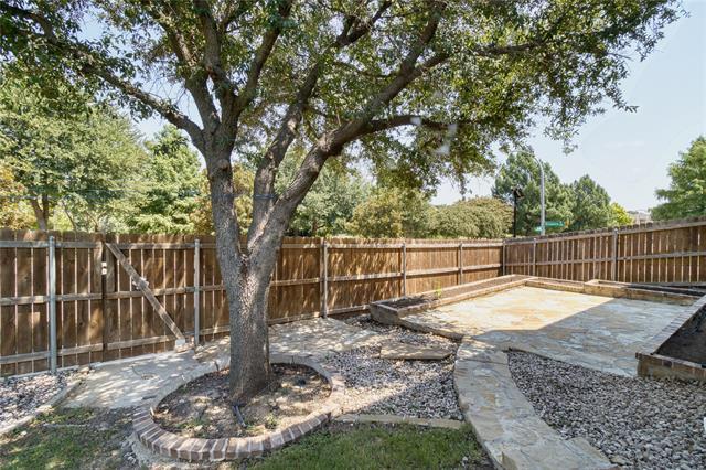 Building Photo - 9961 Delamere Dr