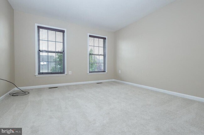 Building Photo - 105 Ticonderoga Dr