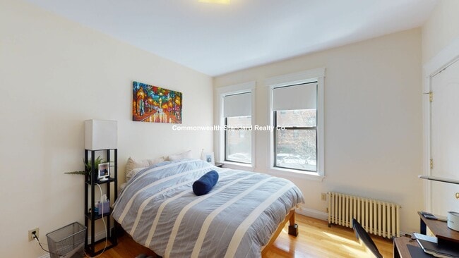 Building Photo - 76 Quint Ave