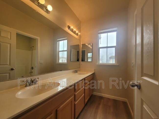 Building Photo - 8143 Crystal Walk Cir