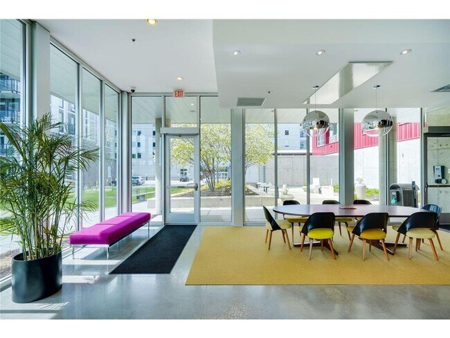 Building Photo - 901 S 2nd St