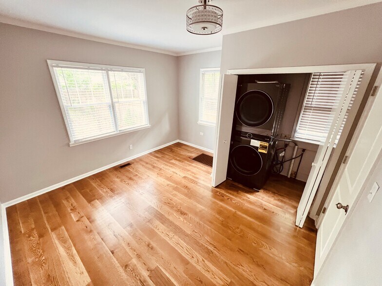 Office/Laundry Room - 485 S Reese St