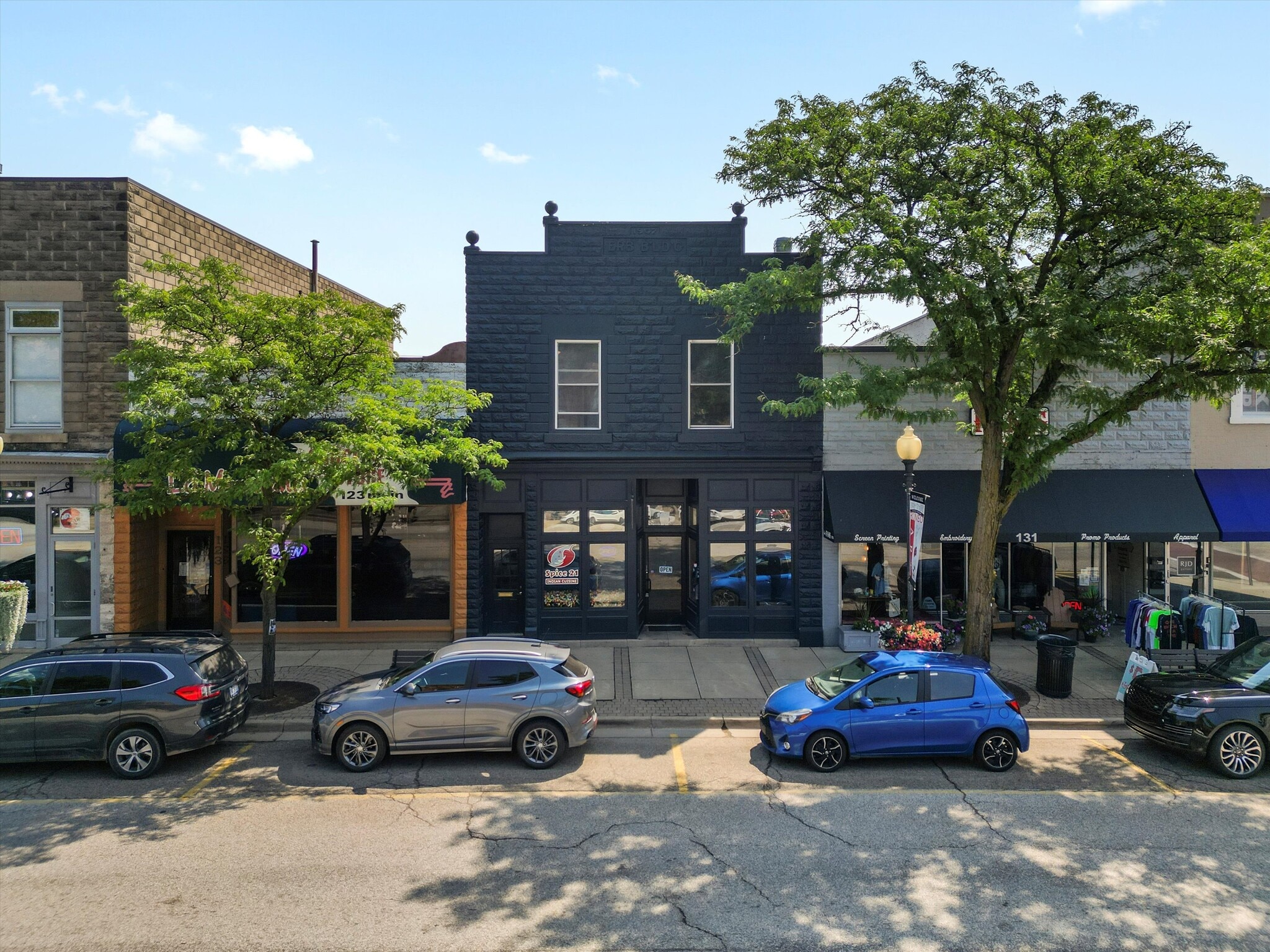 Building Photo - 125 S Main St