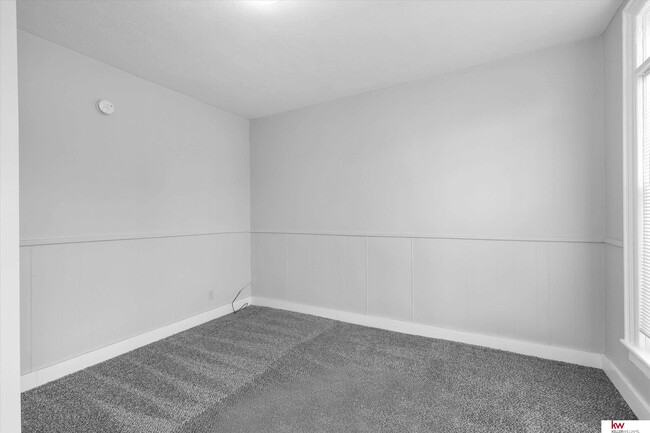Building Photo - 2417 S 13th St
