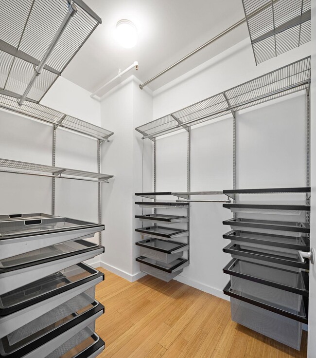 Building Photo - 234 10th St