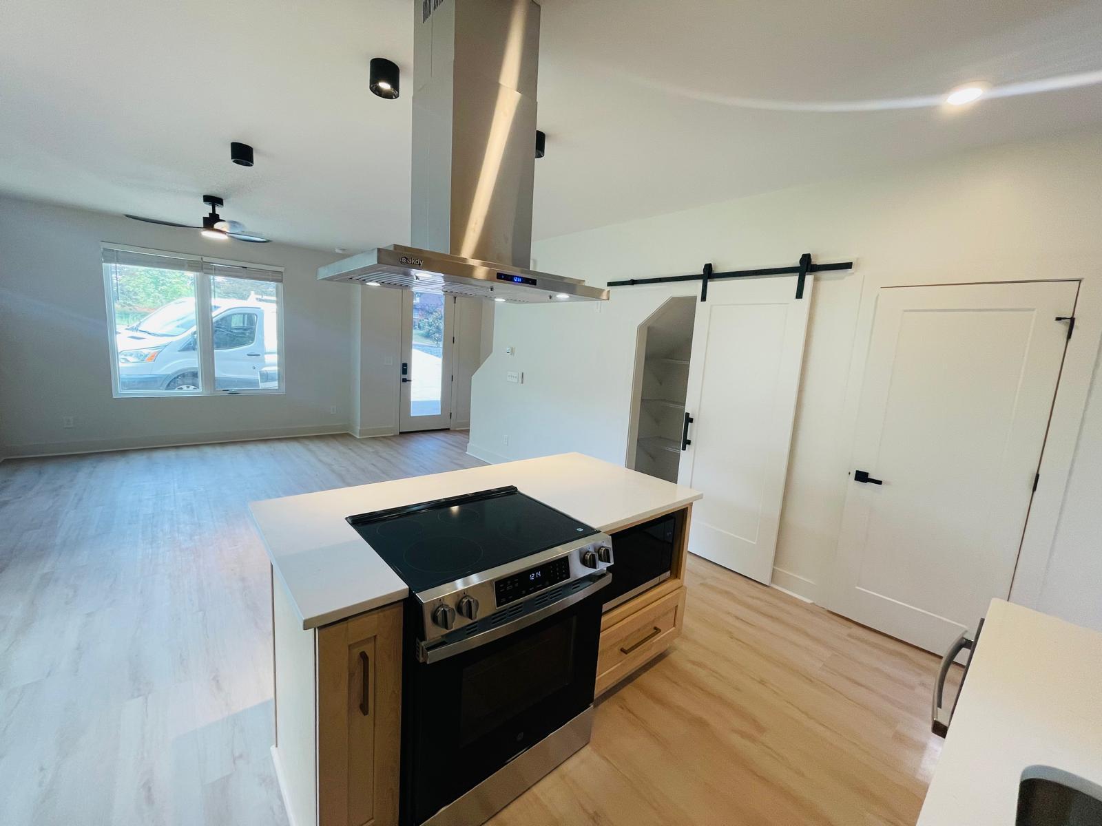 Building Photo - 4444 W Tyvola Rd
