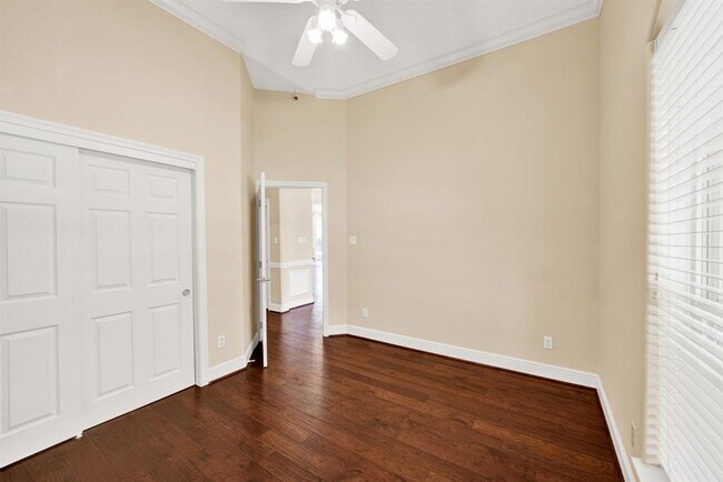 Building Photo - 4317 Willowbend Blvd