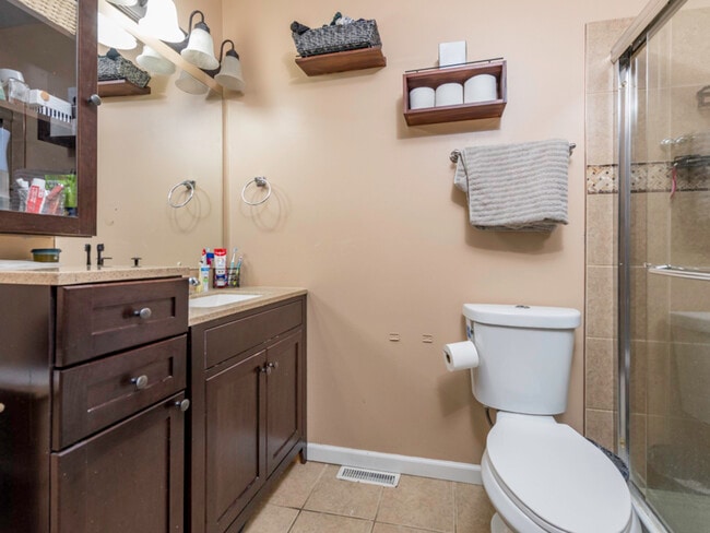 Building Photo - 2652 W Atlantic Ave