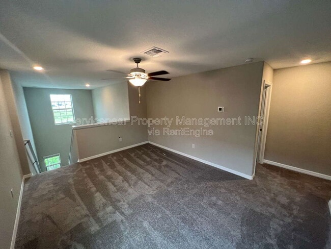 Building Photo - 7303 Canterbury Bells Ct