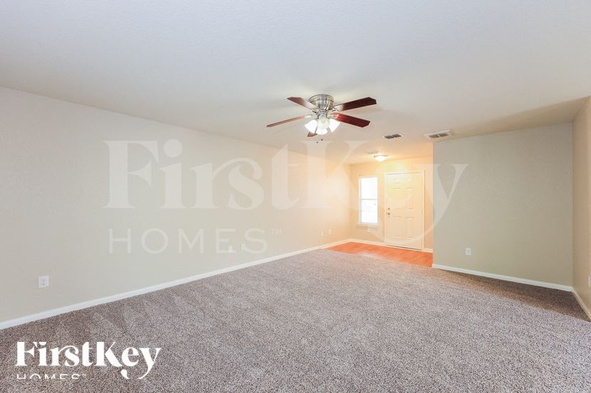 Building Photo - 5831 Forest Canyon