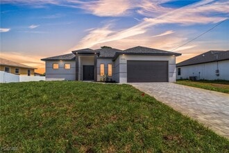 Building Photo - 2606 25th St SW