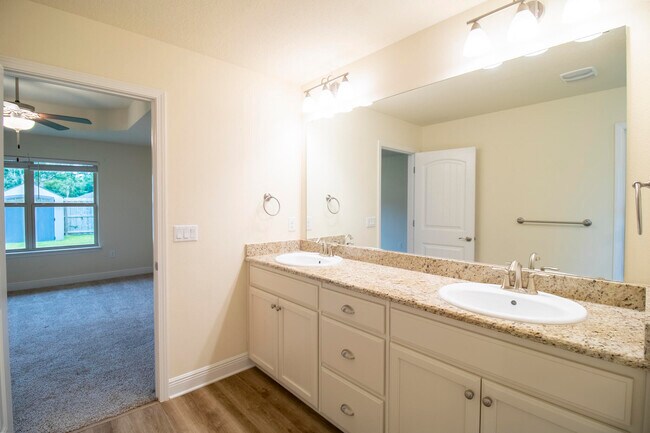 Building Photo - 3215 Stephens Landing Ln