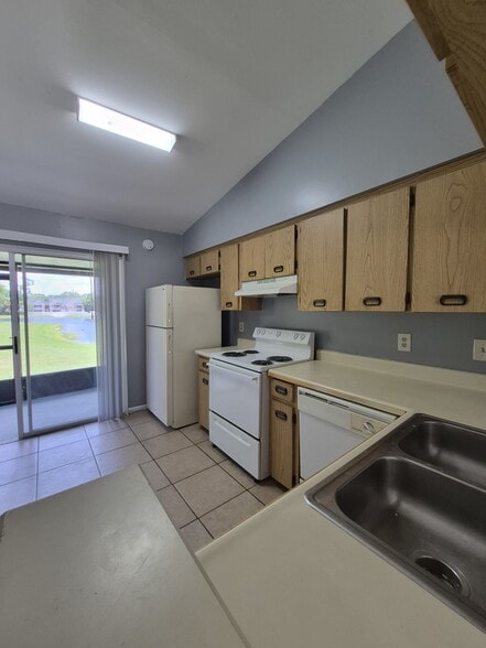 Building Photo - 3013 Wickham Ave