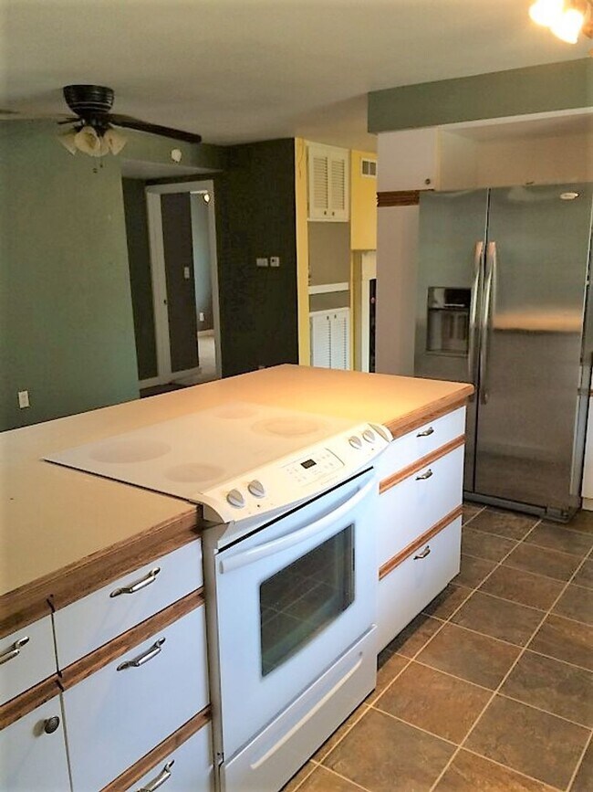 Building Photo - Cozy 2 Bedroom in Bellingham!