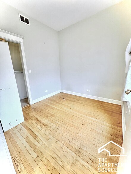 Building Photo - 208 N Kolin Ave