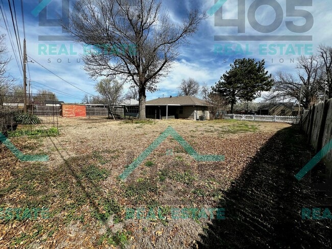 Building Photo - RENOVATED 3 bedroom in OKC