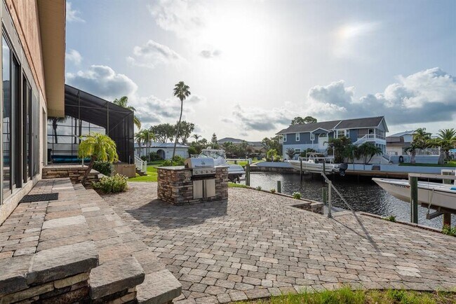 Building Photo - 6340 Garland Ct