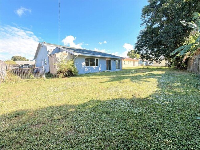 Building Photo - 8350 NW 46th St