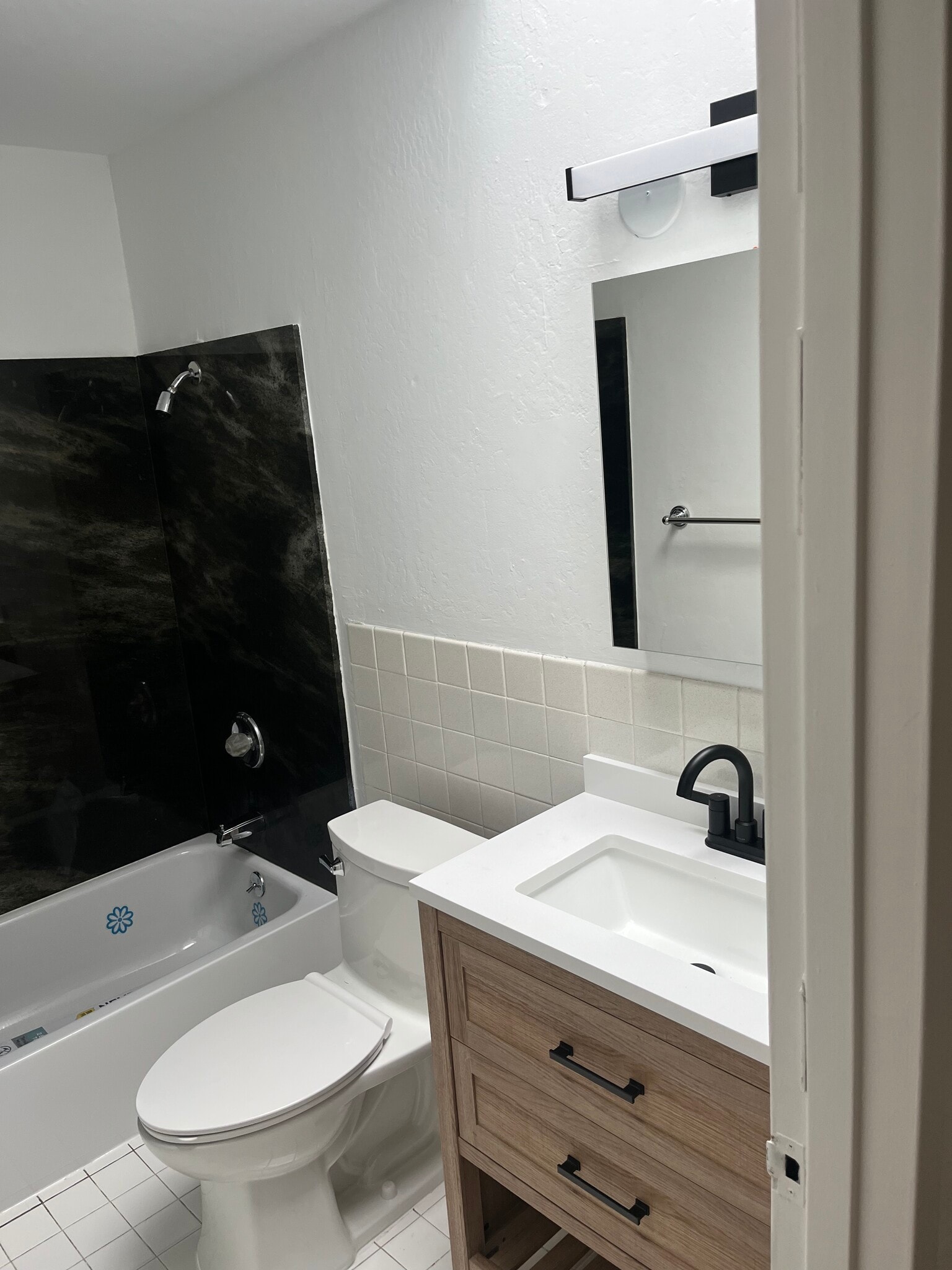 Building Photo - 1418 Rhode Island St