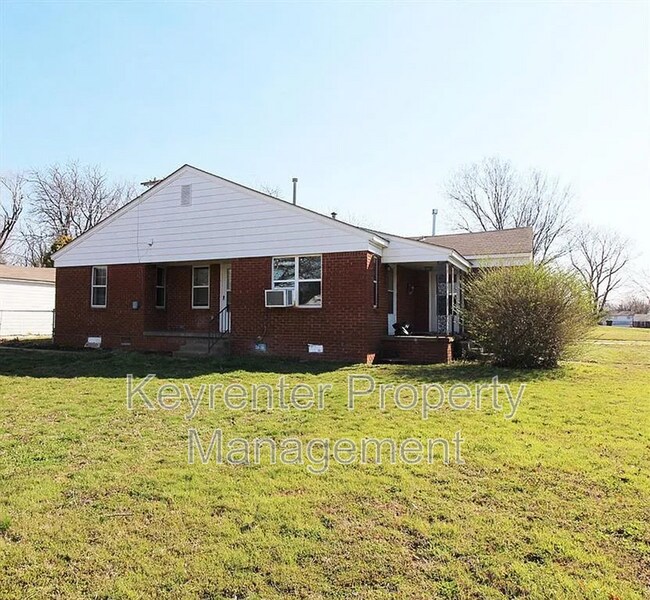 Primary Photo - 403 Babb Dr