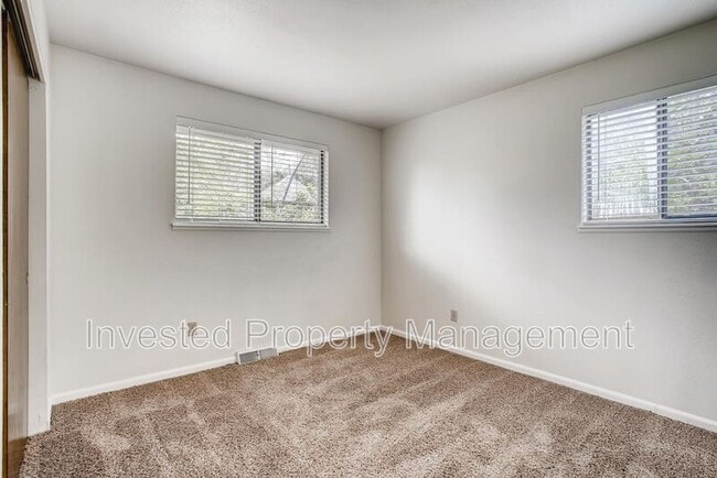 Building Photo - 172 S Cody St