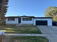 Building Photo - 594 W 2200 N