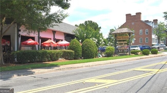 Building Photo - 2798 Loftview Square