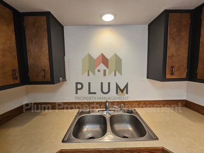 Building Photo - 200 Eddy Ave