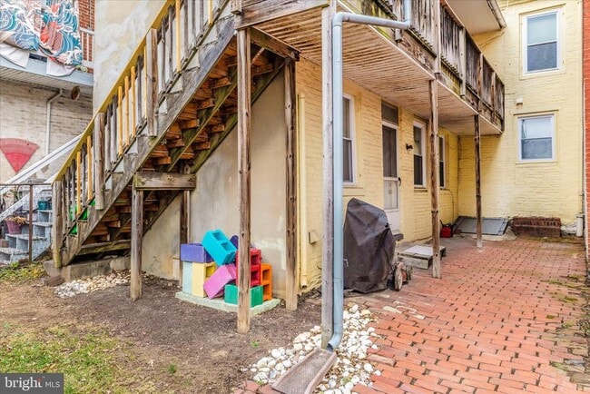 Building Photo - 326 E Patrick St