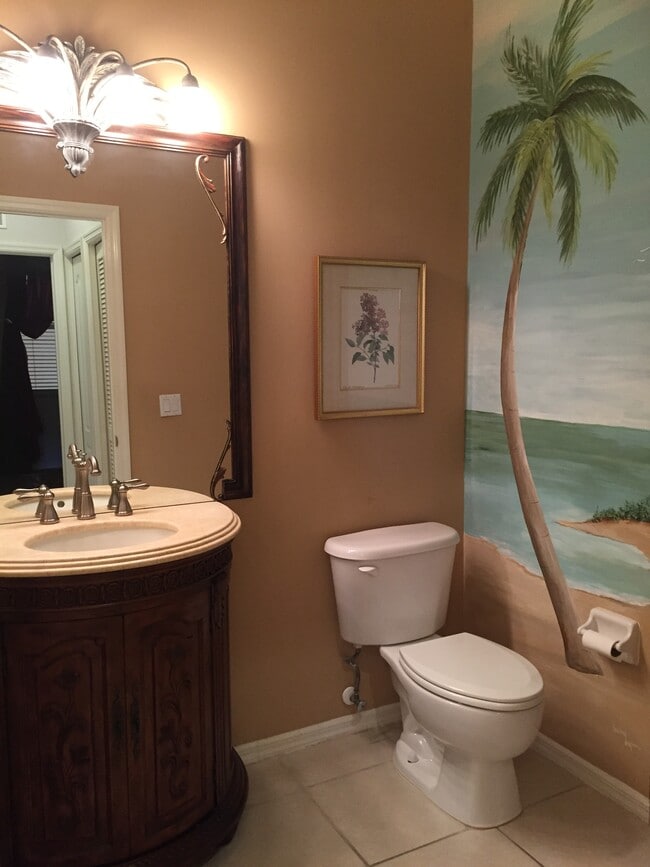 Building Photo - 8550 Kingbird Loop