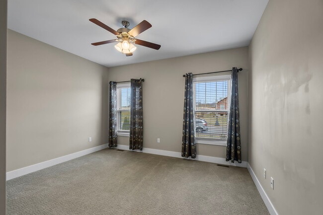Building Photo - 145 Summerfield Way