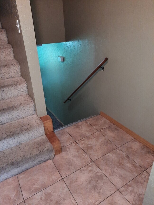 front entry up to bedrooms down to living area - 2978 Sunshine Pl