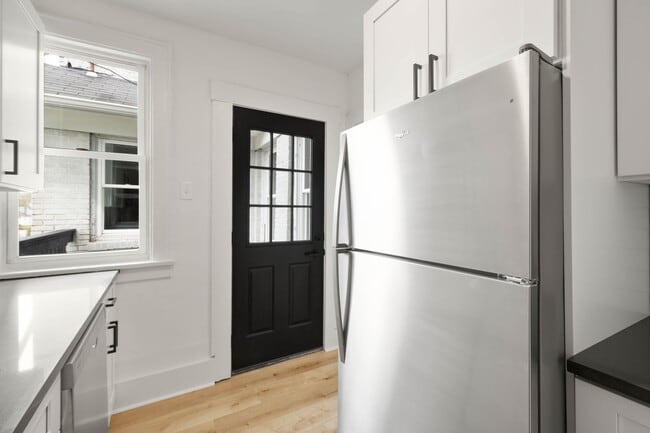 Building Photo - Fully Renovated & Beautifully Updated 2-be...