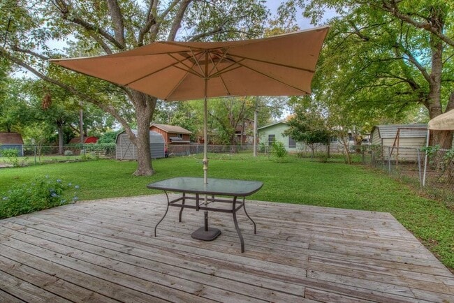 Building Photo - 7608 Delafield Ln