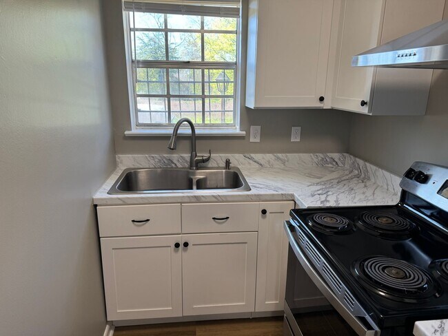 Building Photo - 7801 3rd Ave S