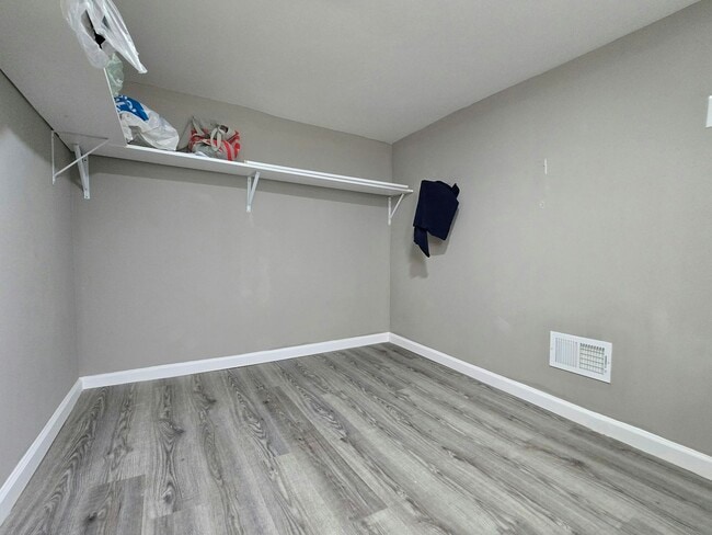 Building Photo - 1218 N 16th St